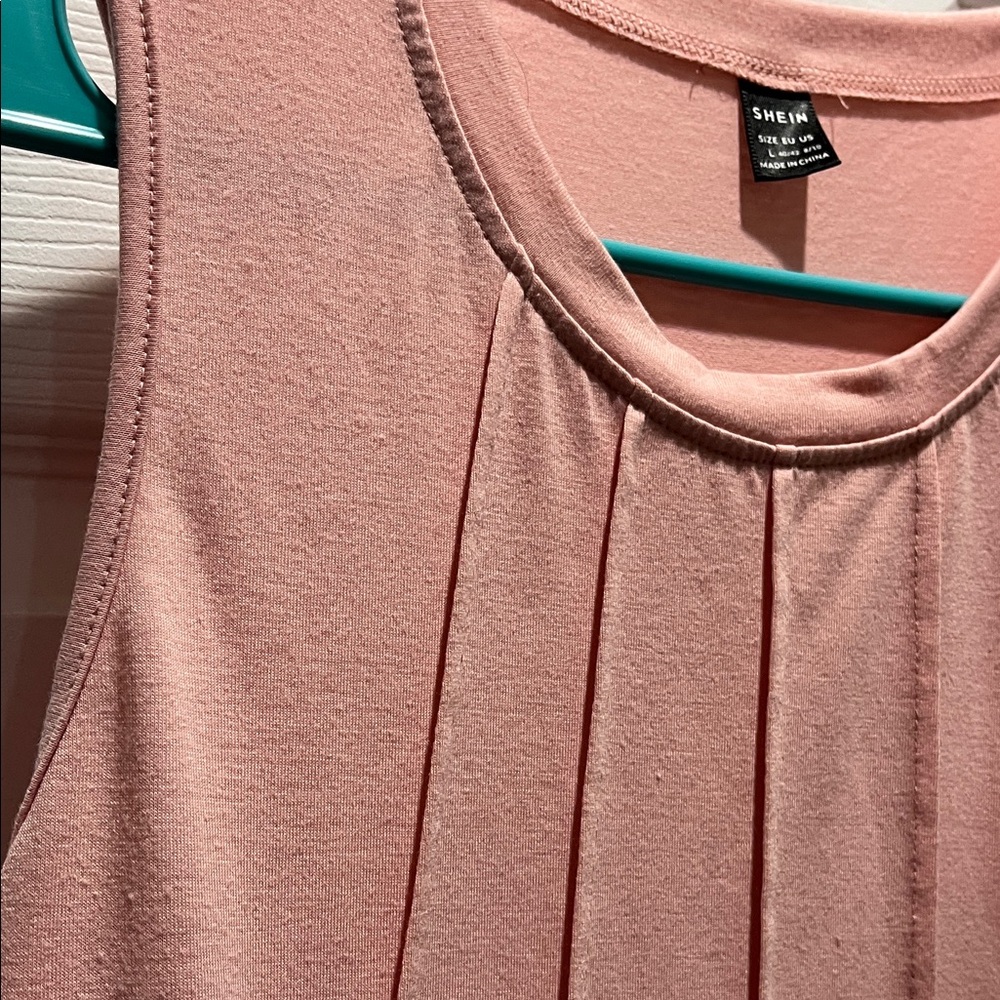 ✨ BOGO ✨SHEIN Blush Pink Tank Top - Picture 5 of 6